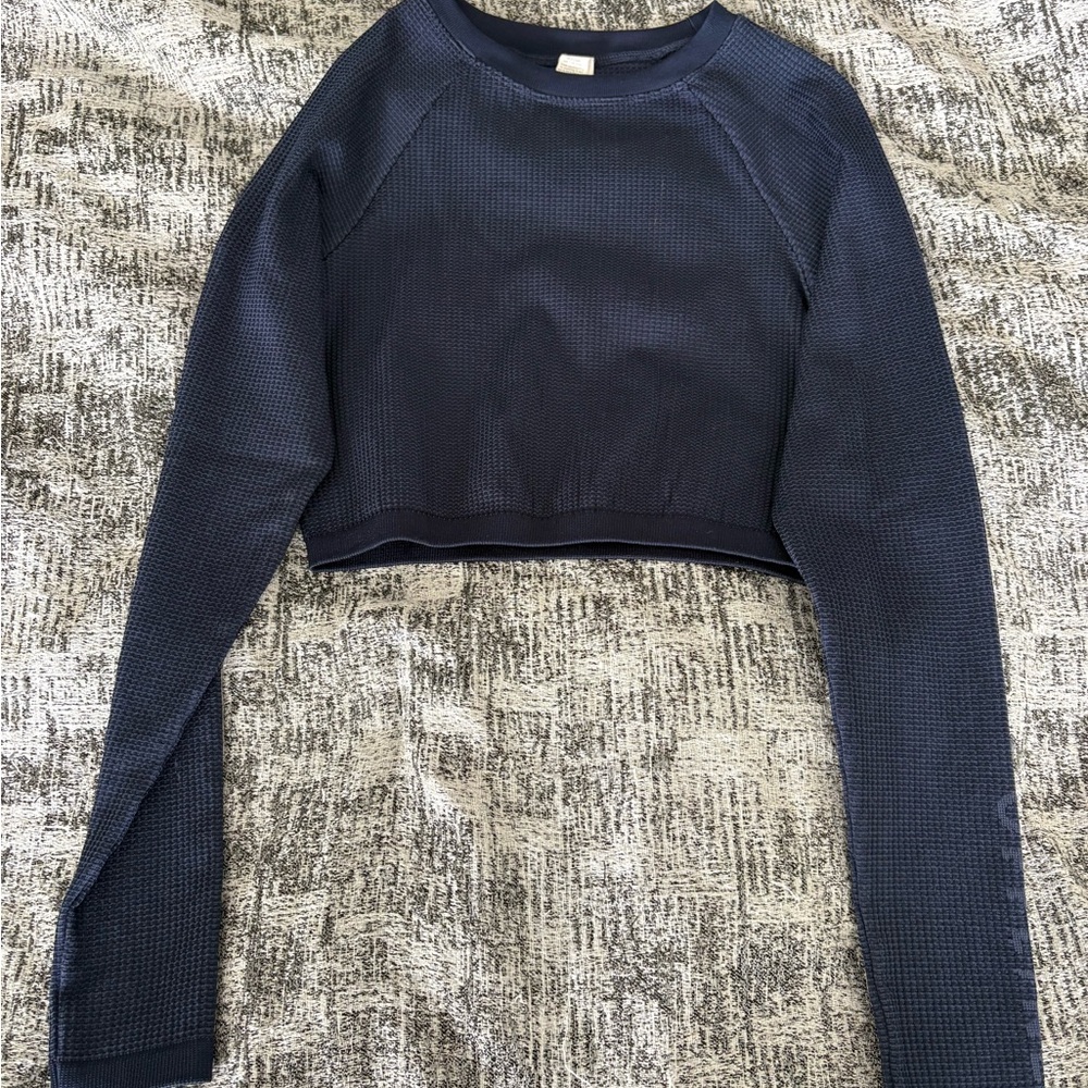 Offline by Aerie Dark Blue Cropped Long Sleeve Top Size XS